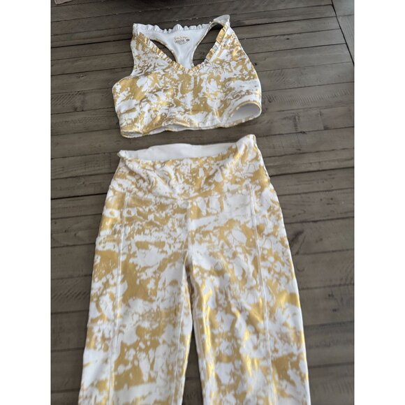 Lilly Pulitzer Size S/M Gold Foil Lindsay Sports Bra + Weekender Legging SET - Picture 5 of 6